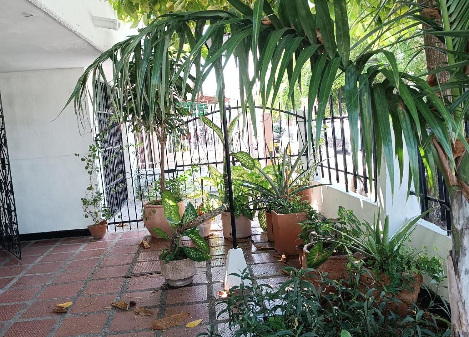 Airport House Cartagena